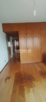 Imagem Apartamento no Edifício Mediterrâneo com 3 Quartos (1 Suíte), 4 Banheiros, Sacada, Sala Ampla, Cozinha e 2 Vagas de Garagem – Conforto e Espaço!