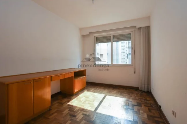 Imagem Apartamento venda na Rua Sergipe com 3 quartos (1 suíte) e 2 vagas, 220m2.