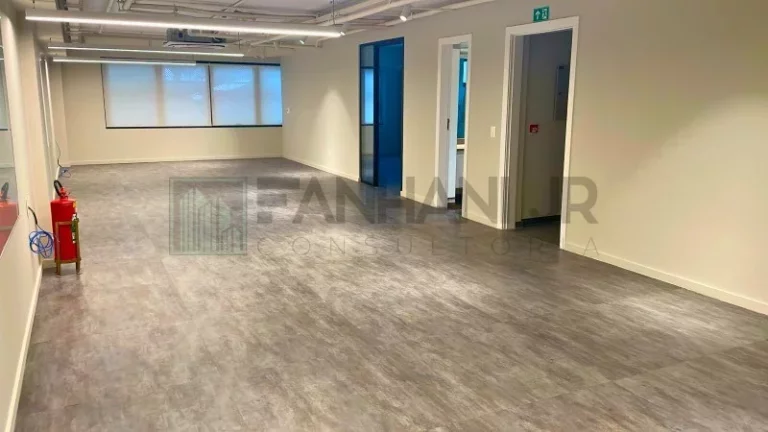 Imagem Prédio Monousuário localizado no privilegiado bairro do Jardim Europa, em uma região de fácil acesso por transporte público e particular. Com um ter