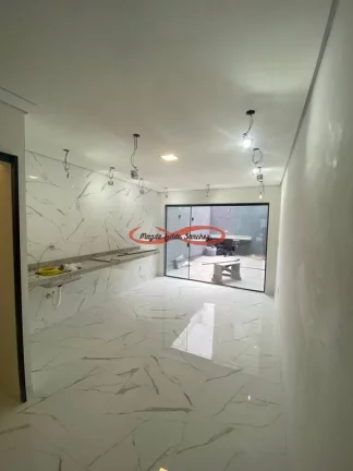 Imagem SOBRADOS DE TRÊS DORMITÓRIOS À VENDA NA CIDADE LÍDER - ZL SÃO PAULO.