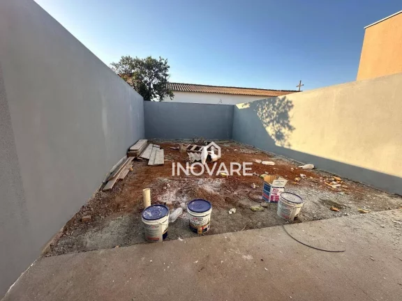 Imagem Casa com 2 dormitórios à venda, 75 m² por R$ 240.000,00 - Setor Nossa Senhora da Saúde - Itumbiara/GO