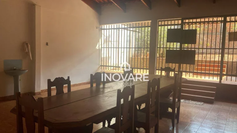 Imagem Casa com 3 dormitórios para alugar, 170 m² por R$ 4.500,00/mês - Setor Central - Itumbiara/GO