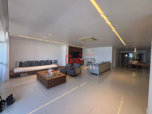 Imagem Apartamento com 3 dormitórios à venda, 250 m² por R$ 3.500.000,00 - Centro - Cabo Frio/RJ