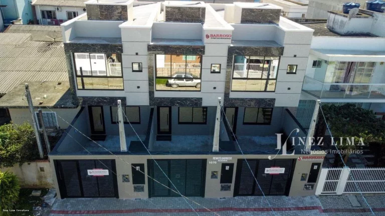 Sobrado para Venda em Itapema, MORRETES, 3 dormitórios, 1 suíte, 3 banheiros, 1 vaga