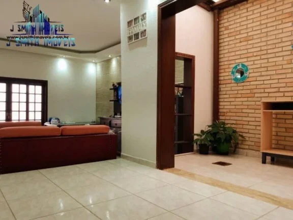 Imagem CASA TÉRREA EM CONDOMÍNIO NA REGIÃO DA GRANJA VIANA, KM 24.
5 DORMS (1 suíte), AC. 300m2, TERREN...