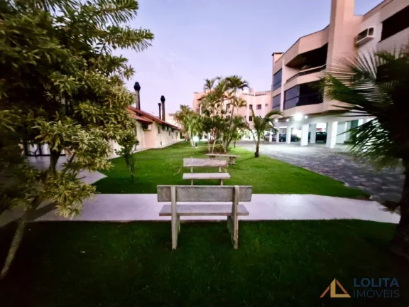 Imagem Apartamento à Venda no Ingleses do Rio Vermelho, 3 quartos e 2 vagas de garagem