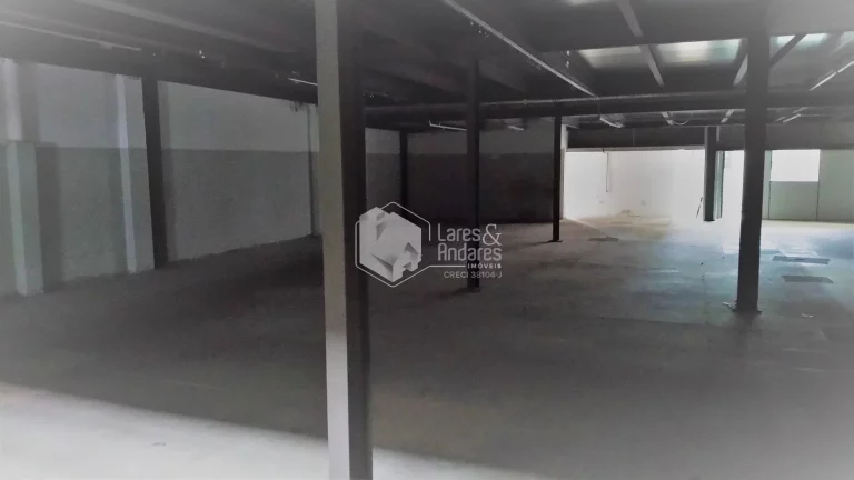 Imagem GALPÃO INDUSTRIAL/COMERCIAL NA CASA VERDE COM 861 M² DE ÁREA CONSTRUÍDA, SENDO 500 M² DE PISO E 445 M² DE MEZANINO.