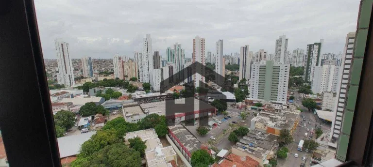 Imagem Apartamento com 2 Quartos à venda em Casa Amarela no Recife/PE
