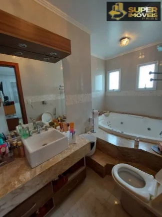 Imagem Casa Alto Padrão a Venda no bairro Centro - Pelotas, RS
