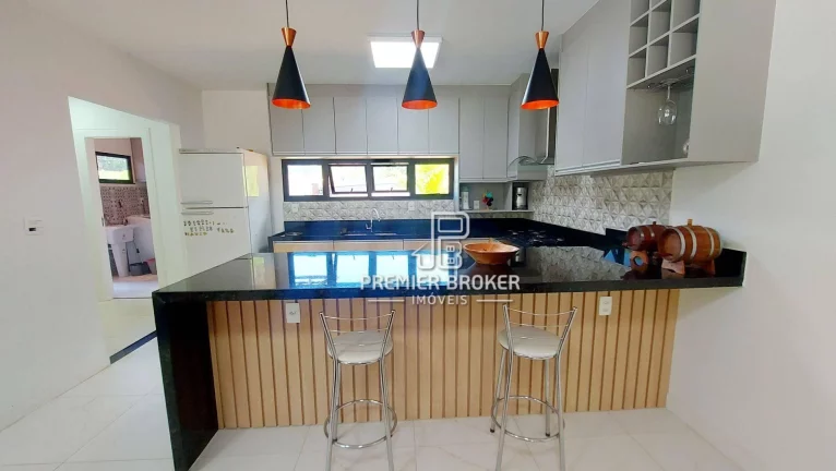 Imagem Casa à venda, 260 m² por R$ 1.000.000,00 - Pessegueiros - Teresópolis/RJ
