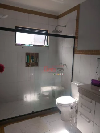 Imagem Casa com 3 dormitórios à venda, 240 m² por R$ 1.000.000,00 - Balneário São Pedro - São Pedro da Aldeia/RJ