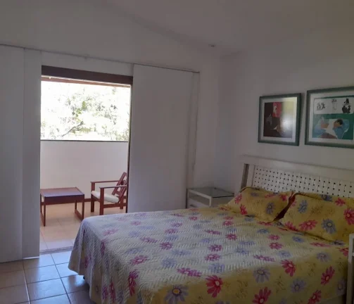 Imagem Apartamento duplex com 3 dormitórios em Praia do Forte.