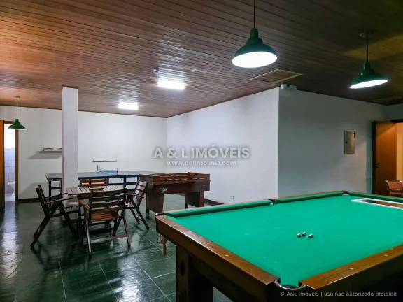 Imagem Apartamento Duplex à Venda em Campos do Jordão - 2 Suítes e Lareira