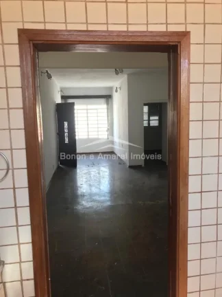 Imagem Venda, casa, Bairro Botafogo, em Campinas 
Zoneamento ZC 2.
Frente de 12,20 metros.
Próximo do futu...