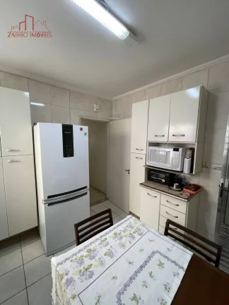 Imagem Oportunidade - Casa - 4 dormitórios.