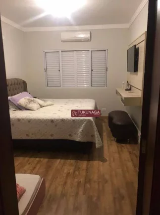 Imagem Casa à venda, 296 m² por R$ 900.000,00 - Água Azul - Guarulhos/SP