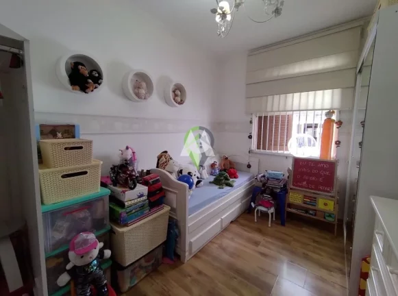 Imagem Aconchegante Sobrado em Villagio no charmoso bairro do Boqueirão