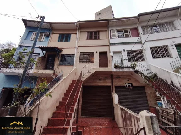 Imagem Casa Sobrado próxima a Estação de Metrô Vila Madalena com 2 Dormitórios e 2 Vagas