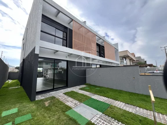 Casa / Sobrado para Venda em Florianópolis / SC no bairro Ingleses do Rio Vermelho