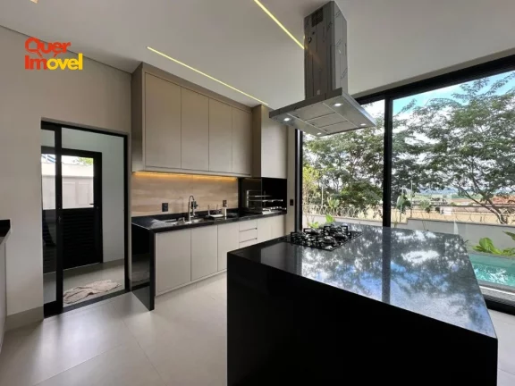 Imagem Imóvel de luxo em condomínio na Vila do Golf em Ribeirão Preto-SP! 4 quartos, 4 suítes, 4 vagas de garagem e 261m². Aproveite! Quer Imóvel Negócios Imobiliários.