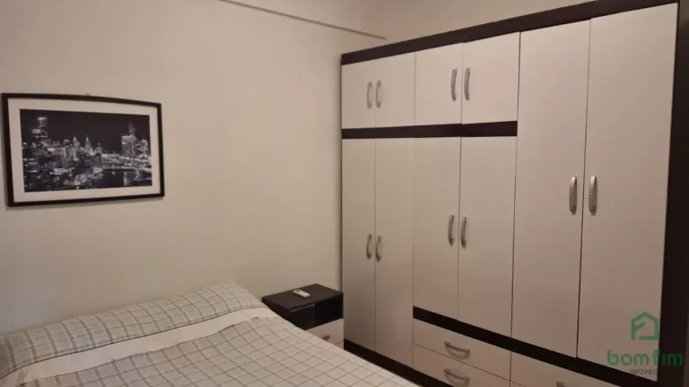 Imagem Apto de 2 dorm. mobiliado, no Centro Histórico - Porto Alegre/RS
