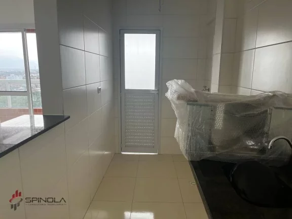 Imagem Apartamento com 2 dormitórios à venda, 67 m² por R$ 410.000,00 - Maracanã - Praia Grande/SP
