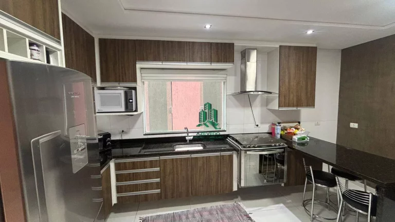 Imagem Sobrado com 4 dormitórios à venda, 216 m² por R$ 901.000,00 - Jardim Adriana - Guarulhos/SP