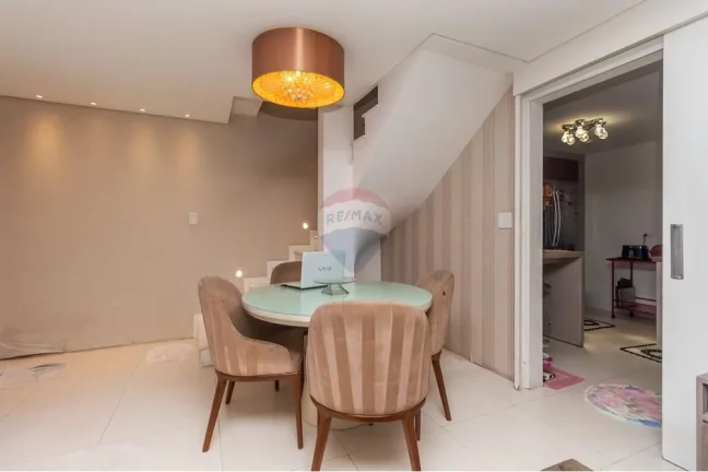 Imagem Casa em condomínio na Vila Santa Catarina, 155m², 3 dorms (1 suíte), 3 vagas, planejados, segurança e lazer. Pronta para morar!