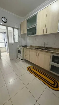 Imagem Apartamento com 2 dormitórios sendo 1 suíte e 1 vaga de garagem em Balneário Camboriú/SC