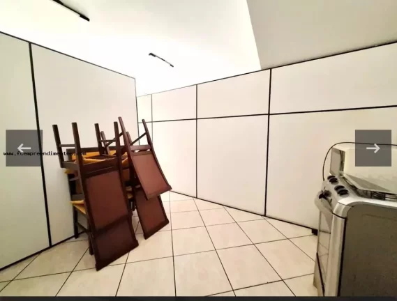 Imagem Salão Comercial para Locação em Limeira, Vila Queiroz, 2 banheiros, 3 vagas