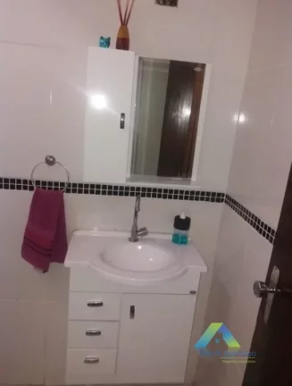 Imagem RUDGE RAMOS Casa térrea, 283 metros, 3 dormitórios, 4 vagas Edícula, ótima localização e valor !!!