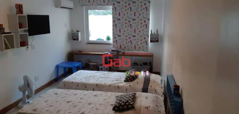 Imagem Casa com 5 dormitórios à venda, 310 m² por R$ 2.600.000,00 - Village de Búzios - Armação dos Búzios/RJ