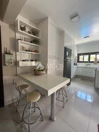Imagem CASA Á VENDA, ALTO PADRÃO, PARA FINS COMERCIAIS, SETOR COMERCIAL, SINOP - MT