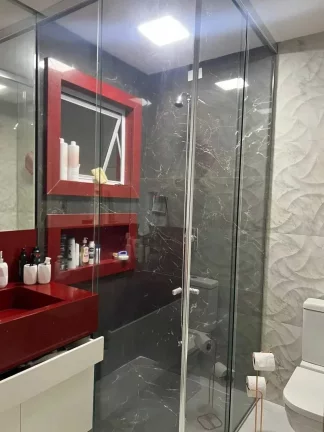 Imagem Casa mobiliada com 2 suítes e 2 vagas de garagem na Barra em Balneário Camboriú