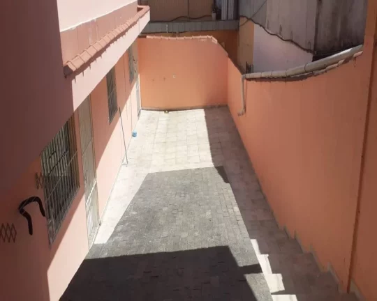 Imagem sobrado com 2 suites e 5 vagas FL26