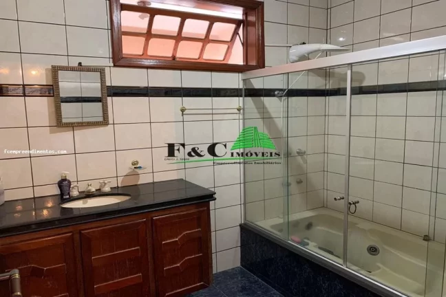 Imagem Casa para Venda em Limeira, Boa Vista, 3 dormitórios, 4 banheiros, 4 vagas