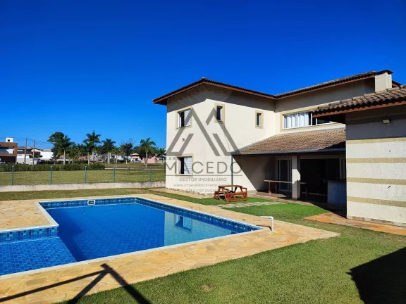 Imagem Casa Espaçosa com Piscina no Condomínio Jatobá – Cesário Lange/SP.