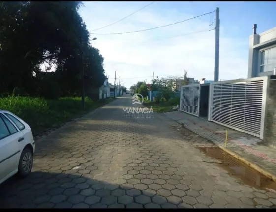Imagem Sobrado com 3 quartos, 500m do Mar – Suíte Master e Terreno Amplo
