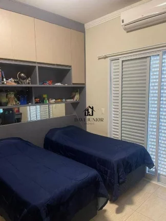 Imagem Casa com 3 dormitórios sendo 1 suíte à venda, 184 m² por R$ 890.000 - Horto Florestal II - Sorocaba/SP
