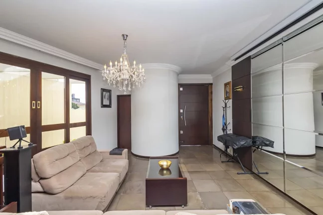 Imagem Casa Residencial de 4 quartos no bairro Ahú