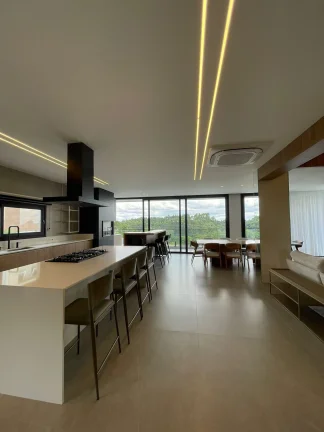 Imagem Casa de Luxo no Condomínio Park View, Campo Largo