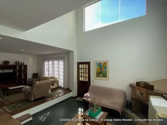 Imagem Cond. SP II - 4 dorms (2 sts). Muito conforto, salão festas gourmet, rua tranquila, plana e sem saída, frente para área de preservação do condomínio!