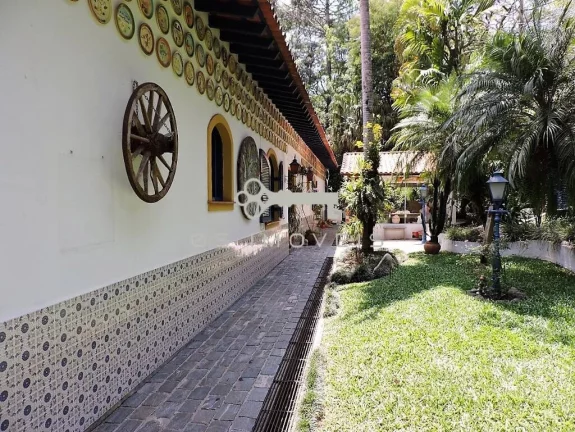 Imagem Apmpla Casa colonial no Cond. Granja Velha ! 5 dorms / 3 sts - Rua FECHADA!