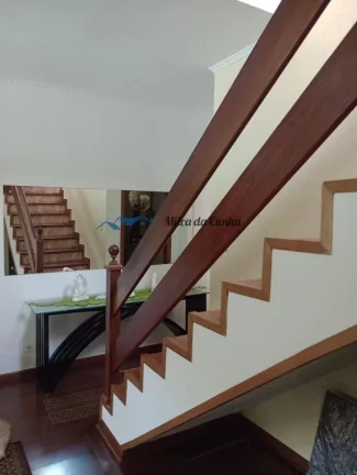 Imagem Sobrado à Venda com 3 dormitórios, 2 vagas, Rudge Ramos - SBC