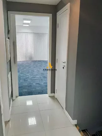 Imagem Laranjeiras - Rua Ipiranga - Alugou ou vendo prédio comercial em localização privilegiada.