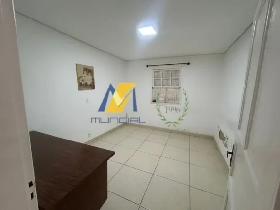 Imagem Casa Térrea Isolada com Terreno Plano de 260m² Bairro Olímpico.