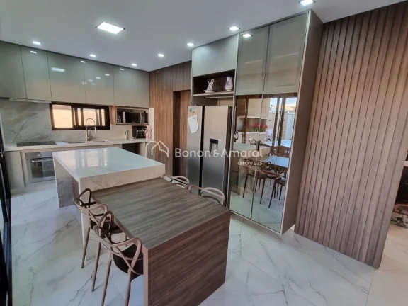 Imagem A casa perfeita para você que busca por conforto e sofisticação!
Dotado de excelente acabamento e...