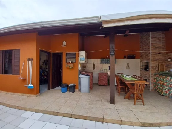 Imagem Casa com 3 dorms, Caiçara, Praia Grande - R$ 648 mil, Cod: 2641