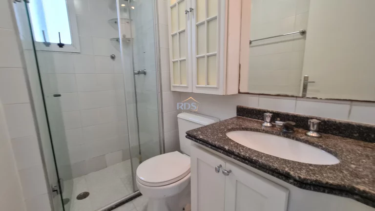 Imagem Vende apartamento de 80m², com 3 dormitórios, sendo 1 suíte e 2 vagas.