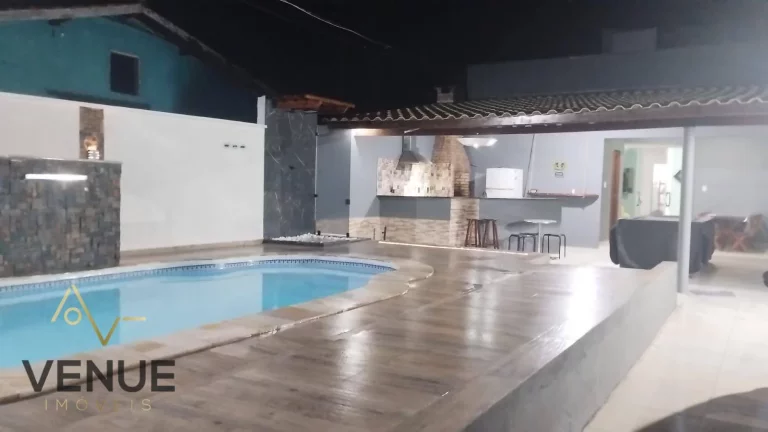 Imagem Casa com 9 dormitórios à venda, 360 m² por R$ 901.000,00 - Balneário dos Golfinhos - Caraguatatuba/SP
